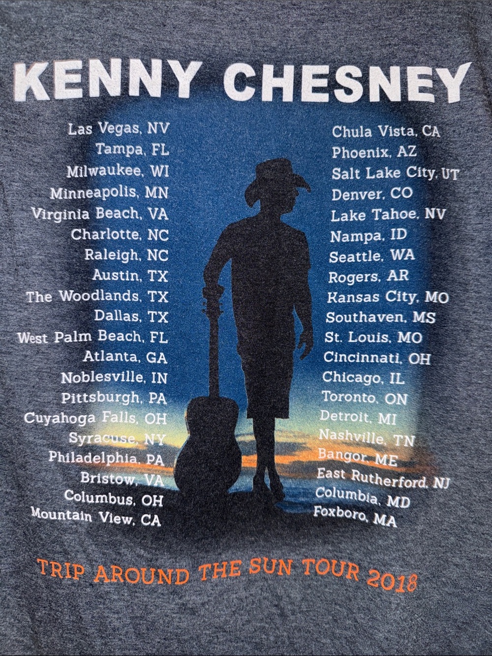 Kenny Chesney Trip Around the Sun Tour 2018 Concert Shirt Women’s Size M 🔥 G8 - Picture 5 of 5